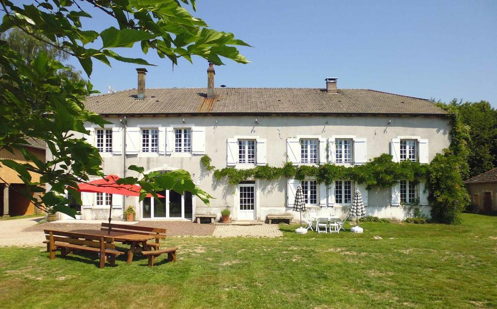 Bed and Breakfast Le Faing Du Bray Plombières-les-Bains Esterno foto